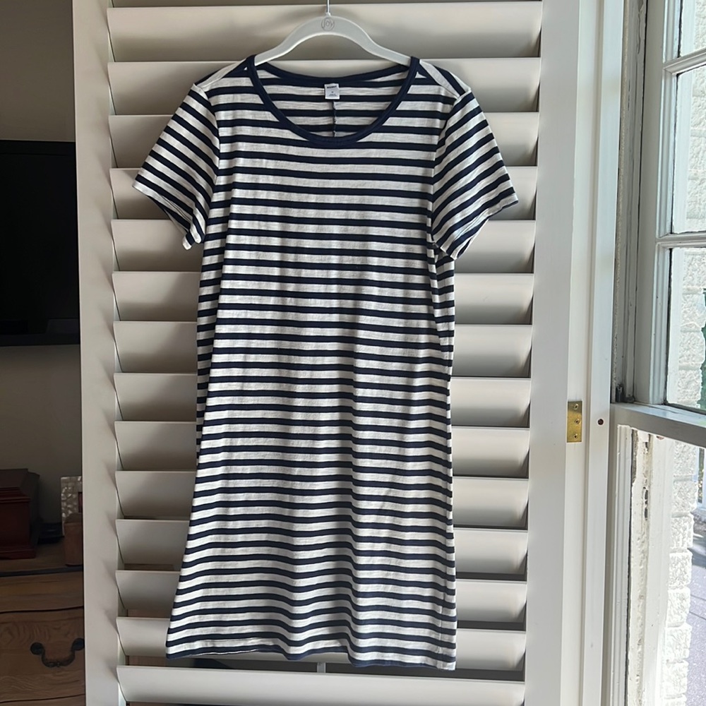 Old navy tshirt dress